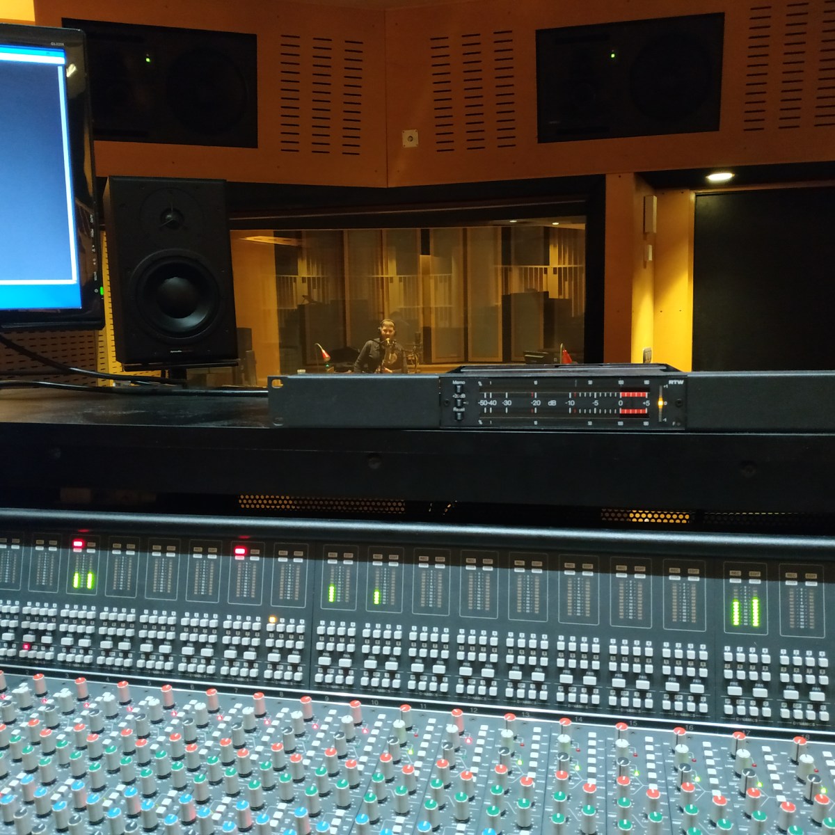 “C’est pour ça”: Laureate of the “Dicream” grant (CNC) + Residency @ Le Fresnoy